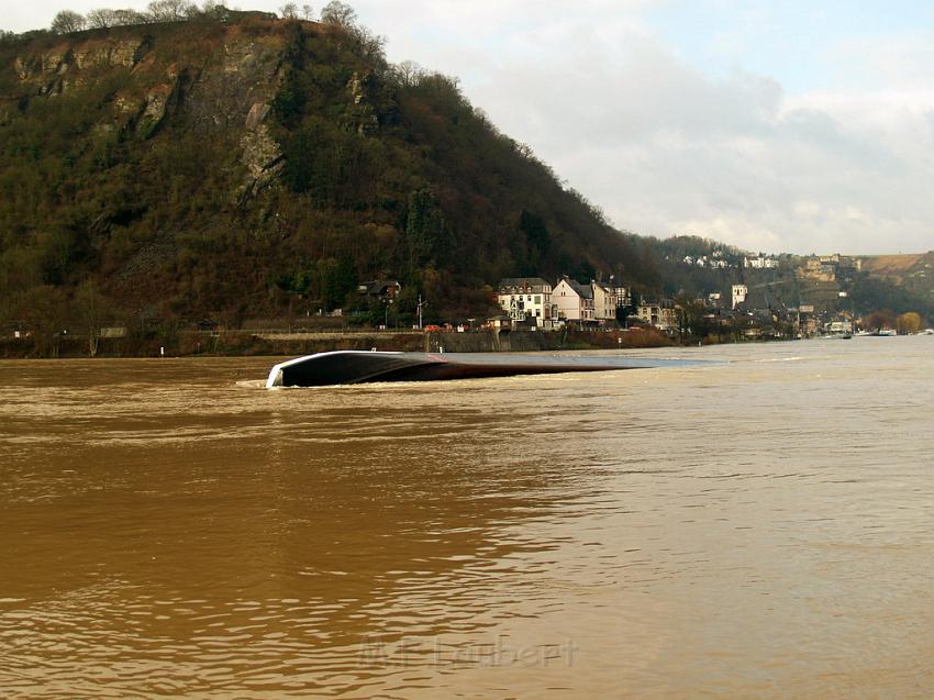 Schiff gesunken St Goarhausen Loreley P008.jpg